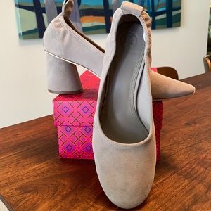 Tory Burch Therese 65MM Pump, Sz 10M, Color Dust Storm